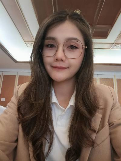 Meya 39 Jahre Prasat Thailand