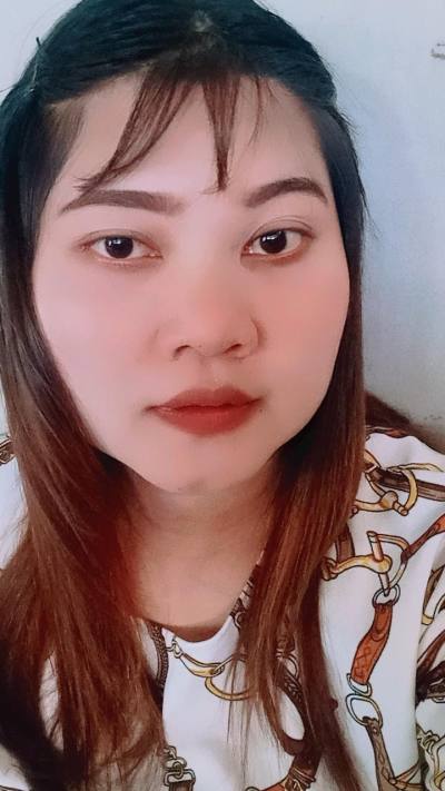 Waew 33 ans โคราช Thaïlande