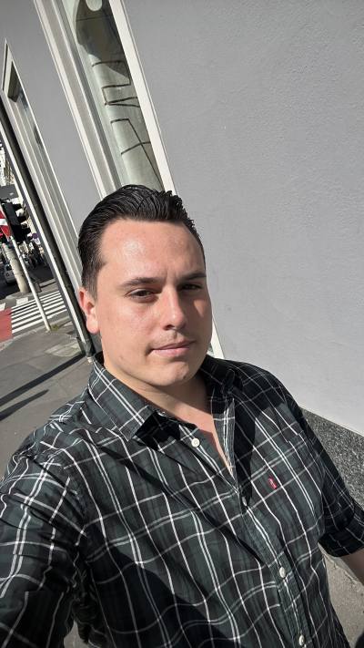 Markus 35 ปี Linz Austria