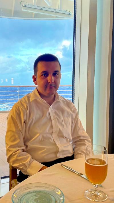 Risto 32 ปี Skopje Macedonia (FYR)