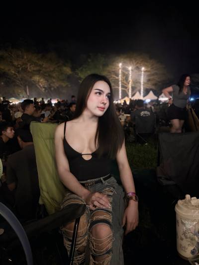 Nadia 25 years Huahin Thailand