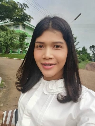 Jinny 35 ans Surin Thaïlande