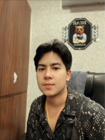 My 54 ปี Surat Thani ไทย