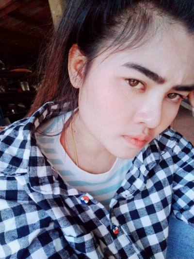 Chuta 28 ans Amphoe Mueang Kanchanaburi Thaïlande