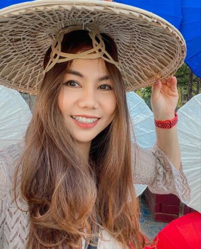Nisa 39 Jahre Bangkok Thailand