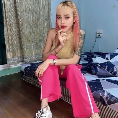 Wee 23 ans ไทย Thaïlande