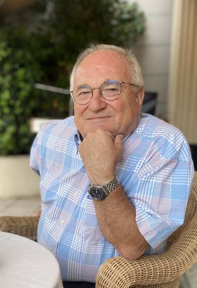 Mauro 69 ปี Lugano  Switzerland