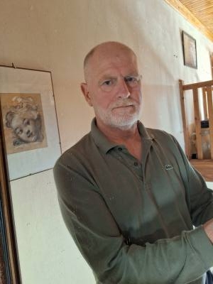 Pierre 64 ปี Saint-andré-de-cubzac France