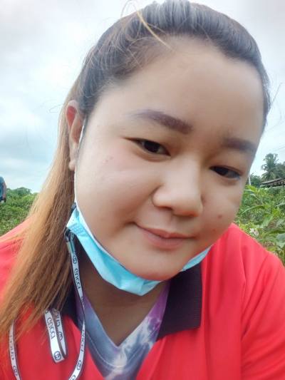 Bee 25 ans กาญจนบุรี Thaïlande