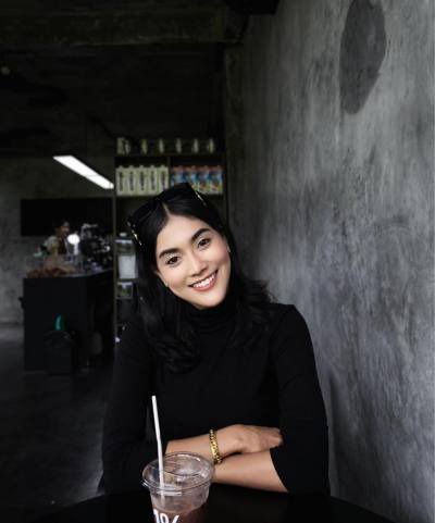 Grace 33 ปี Bangkok ไทย