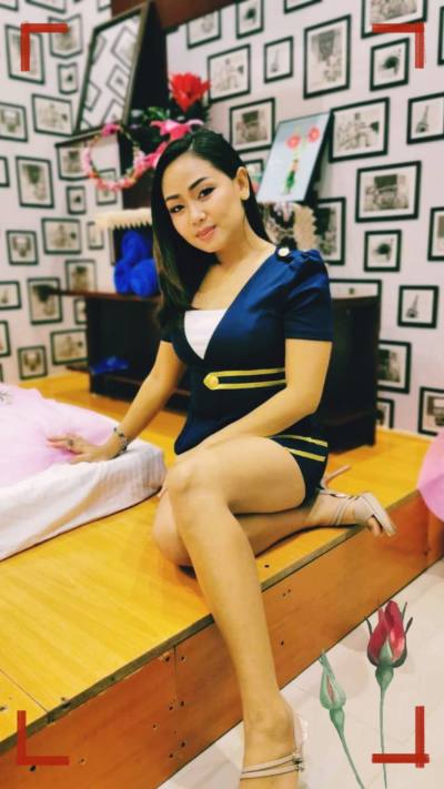 Rose 34 ans Dubai  Emirats arabes unis