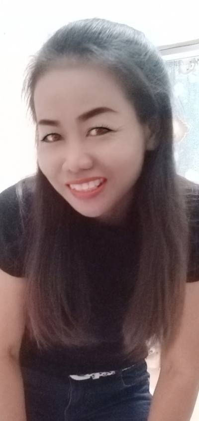 Lynn wong Site de rencontre femme thai Hong Kong rencontres célibataires 33 ans
