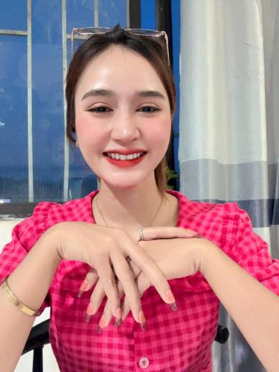 GINA 34 Jahre Bangkok Thailand