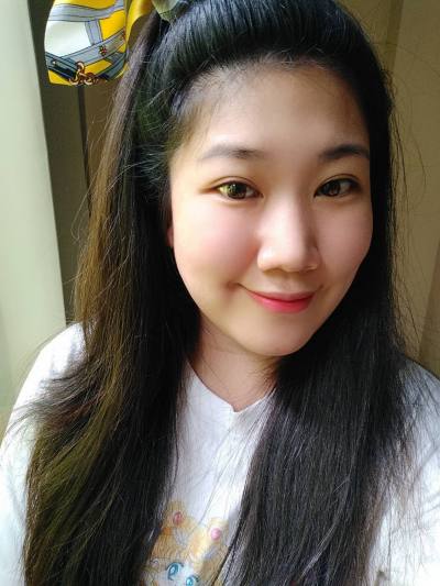 Saralee 34 ans Bangkok Thaïlande