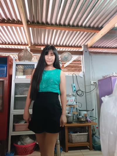 Fon 35 ans Nakhon Phanom Thaïlande