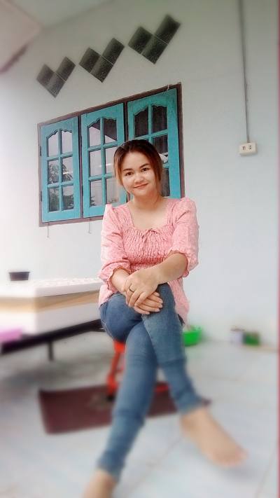 Chaem 33 years Ubonratchathani Thailand