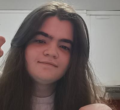 Leo 19 ปี Lille  France