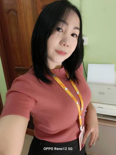 Nataya 34 Jahre Nong Khai Thailand