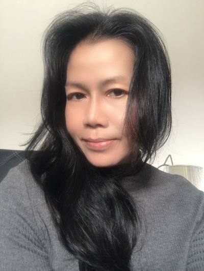 Nida  49 Jahre Sakonnakhon  Thailand