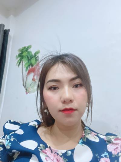 ภาวินี 35 years Bankkok Thailand