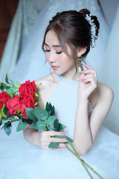 Praewa 33 Jahre เชียงใหม่ Thailand