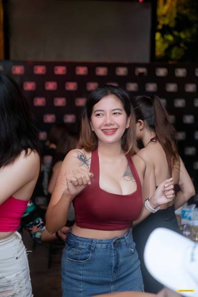 Bim 34 Jahre ไทย Thailand
