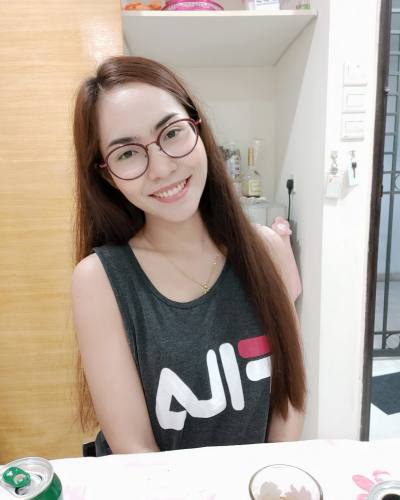 Cherry 33 Jahre เมือง Thailand