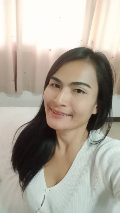 Noon 34 Jahre Muang  Thailand