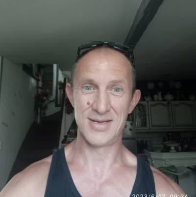 Frederic 55 ans Anglards De Salers France