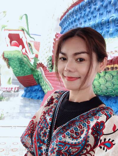 Ya 42 Jahre กรุงเทพ Thailand