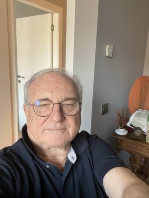 Mauro 69 ปี Lugano  Switzerland