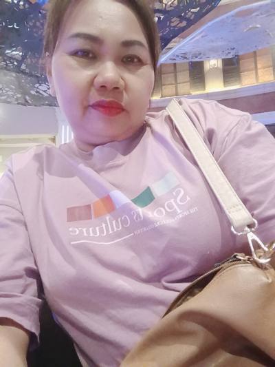 Kanya 51 ans Located In Korat Province  Thaïlande