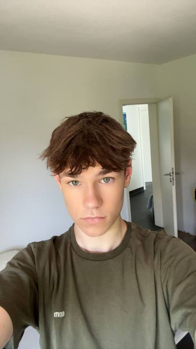 Liam 18 ปี Berlin Germany