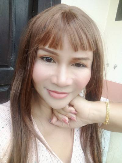 Chaween 48 ans นครพนม Thaïlande