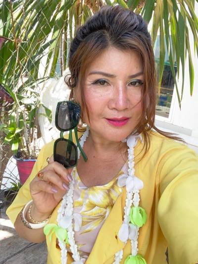 Phitcha 52 Jahre Loei Thailand