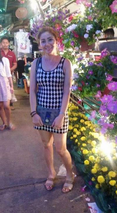 Noi 53 Jahre  Rayong Thailand