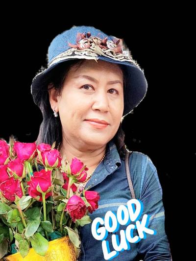 Yaya 55 Jahre อำเภอบ้านฉาง Thailand