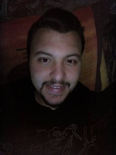 Moez 34 ปี Bretagne France