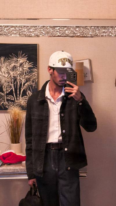 Ruthvik 22 ans Sheffield  Royaume-Uni