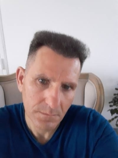 Franck 62 ปี Chateaulin France