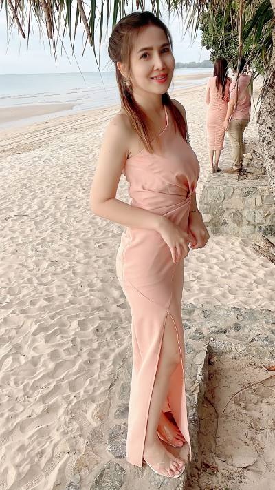 Nan 39 Jahre กาญจนบุรี Thailand