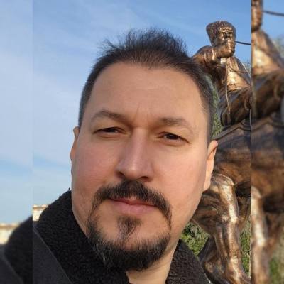 Yucel karacalar 35 ปี Istanbul Turkey