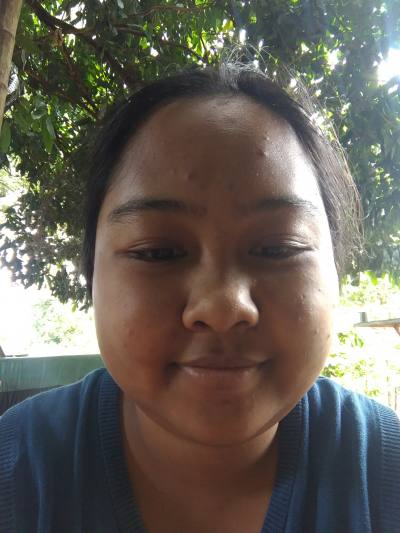 Fah  24 ans Bangkok Thaïlande