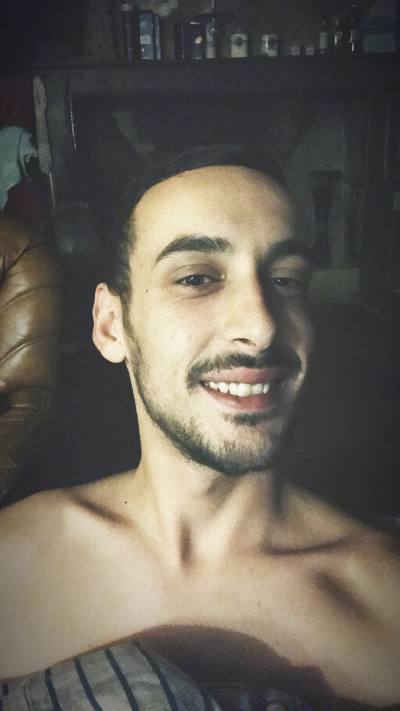 Hugo 27 ปี Toulouse France