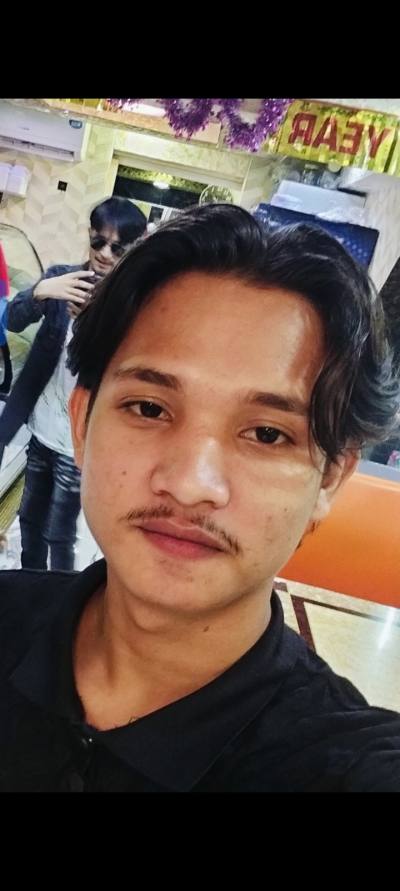 Hasan 20 ปี Nontaburi  ไทย