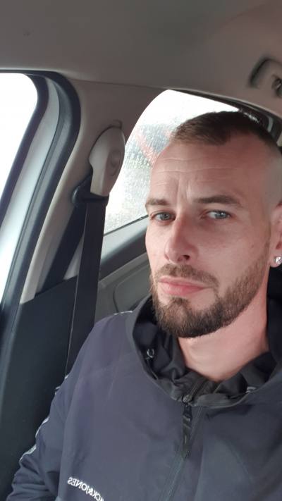 Jeremy 36 ปี Crepy-en-valois (60800) France