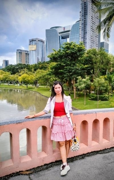 Momay 42 ans Pathum Thani Thaïlande