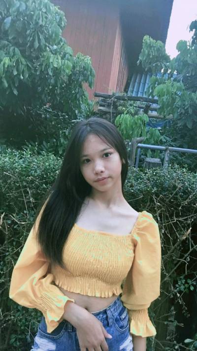 Nadear 19 ans ลำปาง Thaïlande