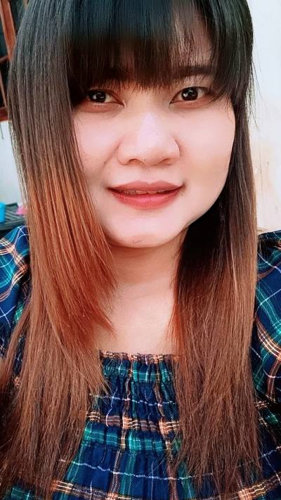 Waew 33 ans โคราช Thaïlande