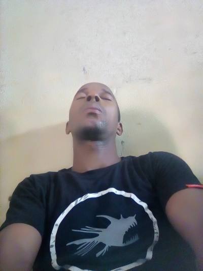 Leandre 44 ปี Abidjan  Cote d'Ivoire